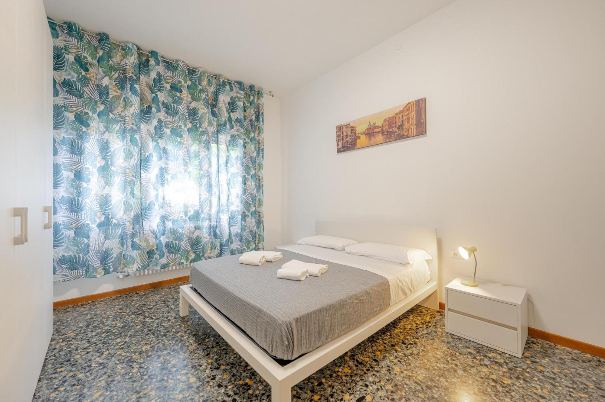 Tatiana Flat - 10 Minutes To - Mestre Train Station - Free Parking * Veneza